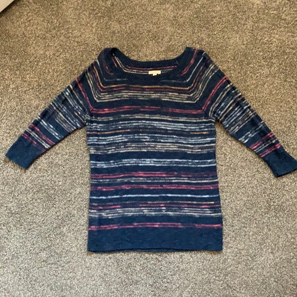 Light-weight knit top
